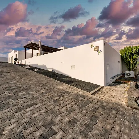 Casa Iria - Private Pool&bbq By Lanzarote